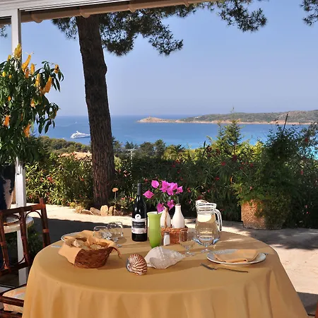 Hotell Domaine De Saint Pierre 4*