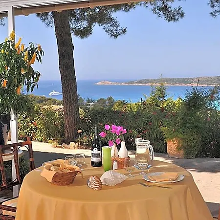 Domaine De Saint Pierre Hotel