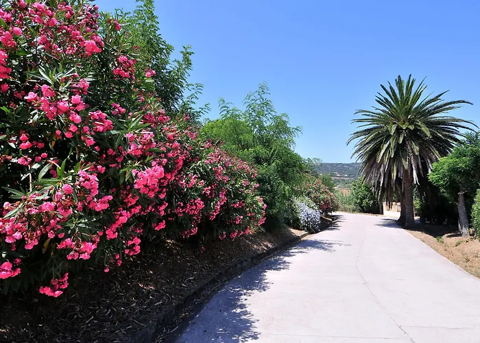Domaine De Saint Pierre 4* Cargèse