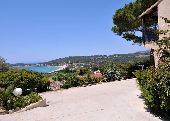 Domaine De Saint Pierre Hotel