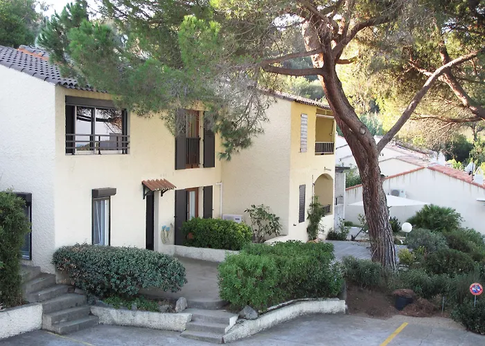 Hotel Domaine De Saint Pierre