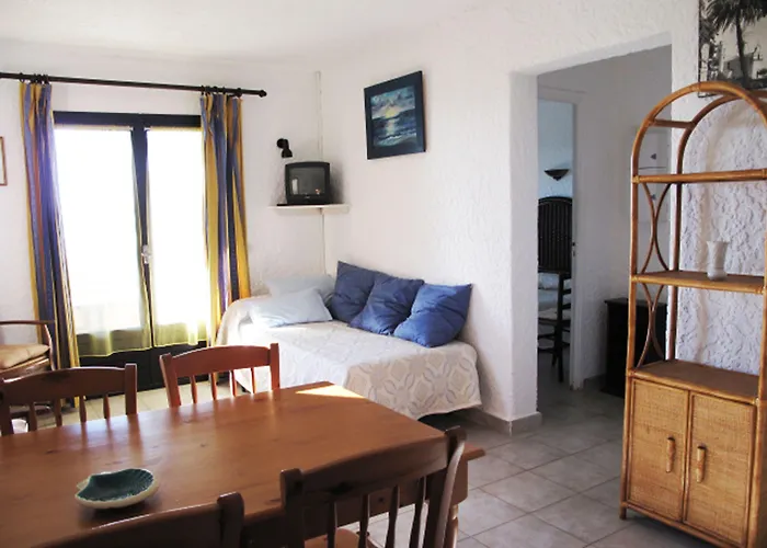 Domaine De Saint Pierre