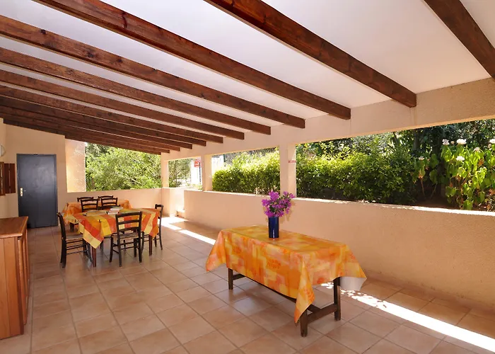 Domaine De Saint Pierre Hotel 4*