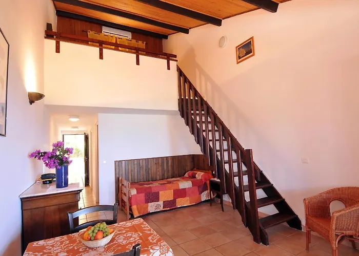 Domaine De Saint Pierre 4*